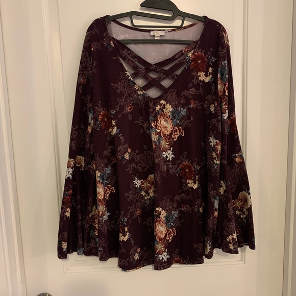 Purple floral Top - Picture 1 of 4